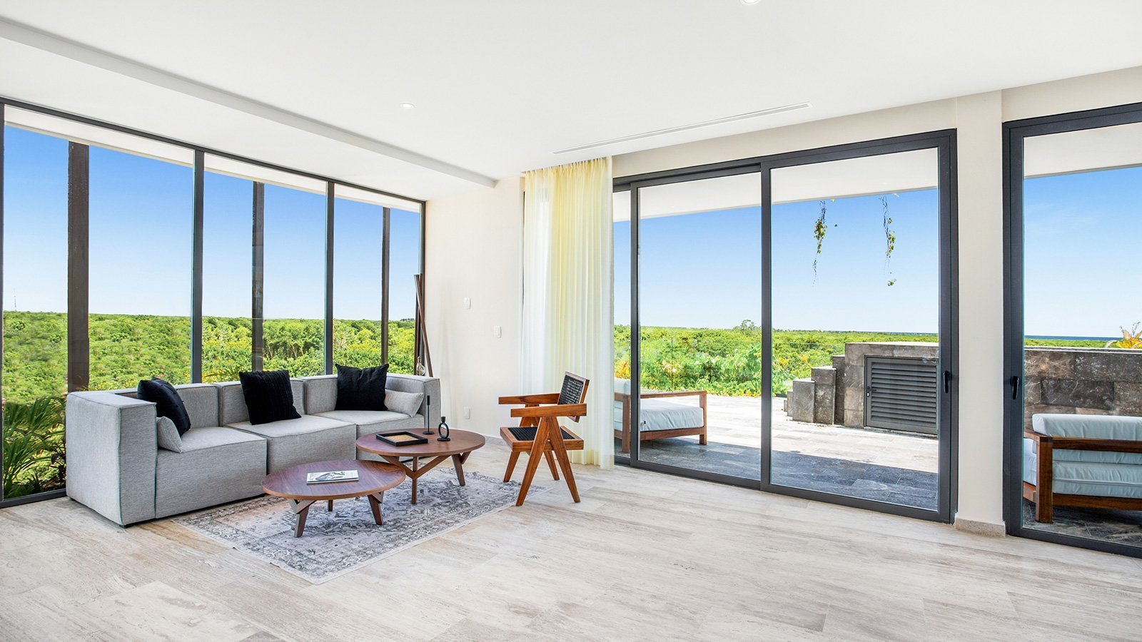 3 Bed PH Mistiq Temple